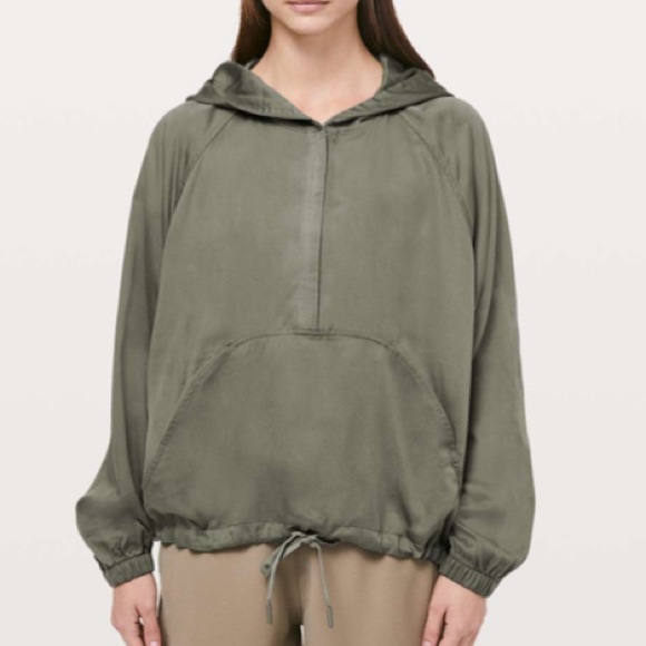 Lululemon City Stroll Hoodie - Picture 2 of 12